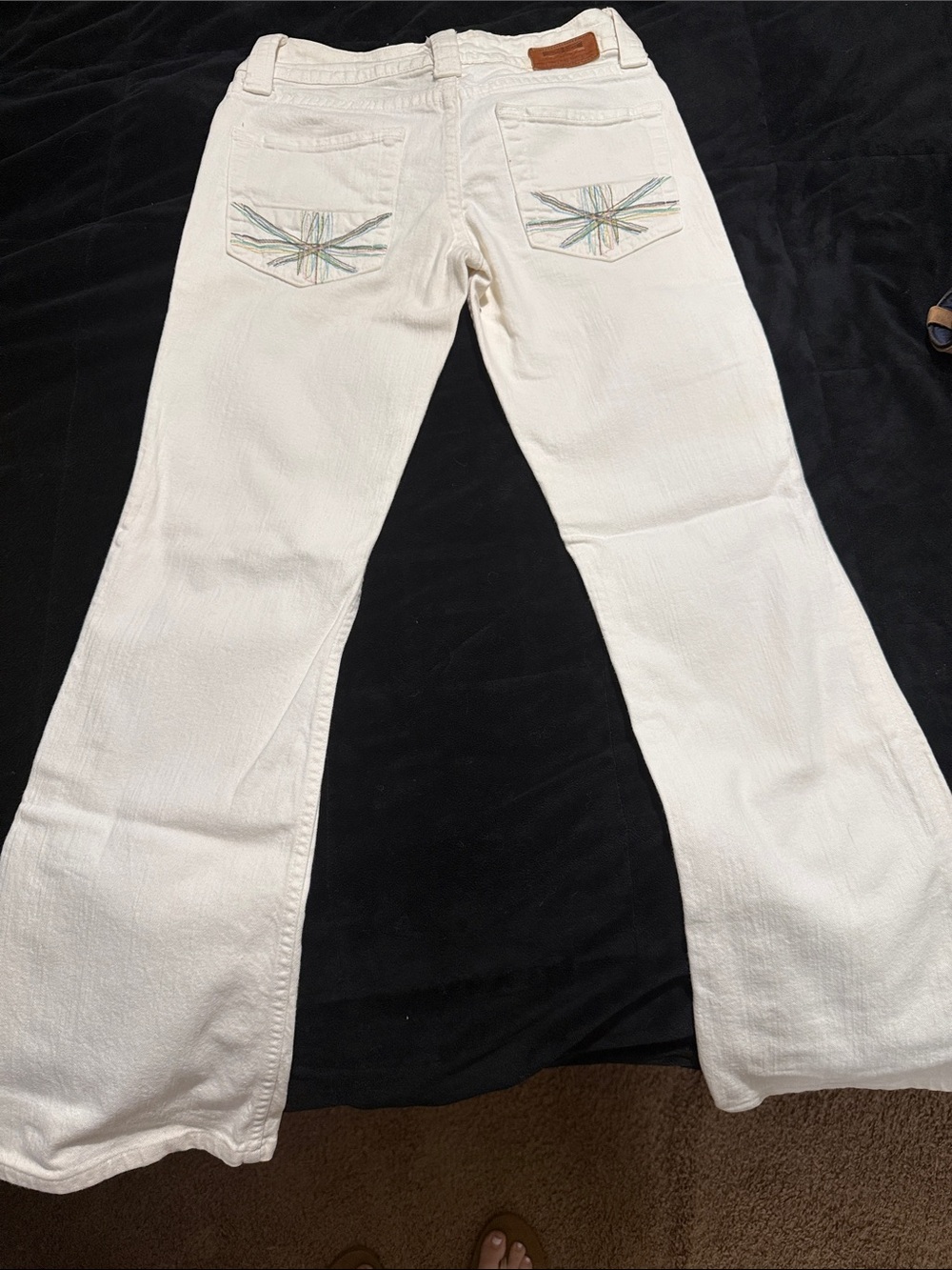 Hudson Jeans White Flare Jeans with Multicolor Pocket Stitching